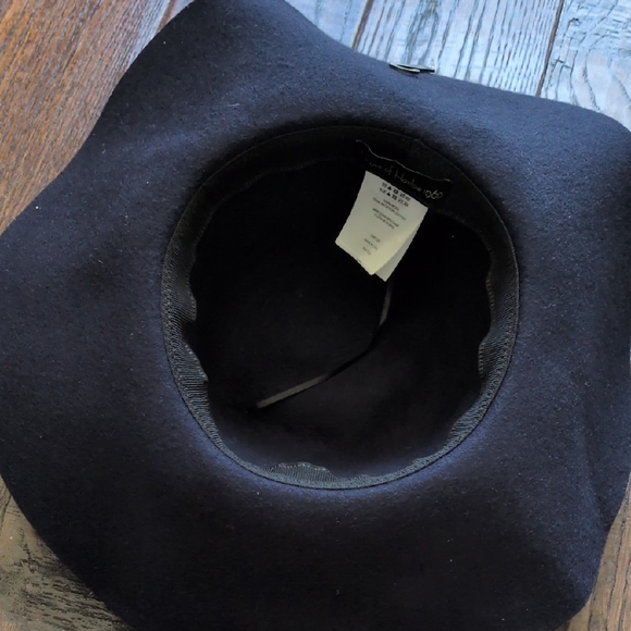 HOUSE OF HARLOW 1960 I NWOT Black Wool Wide Brim Floppy Hat w/ Gold Accents, O/S - Picture 7 of 13